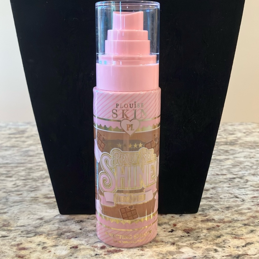 PLOUISE SKIN Ready Set Shine Sweet Sparkle Setting Spray 3.5 fl oz 100 mL